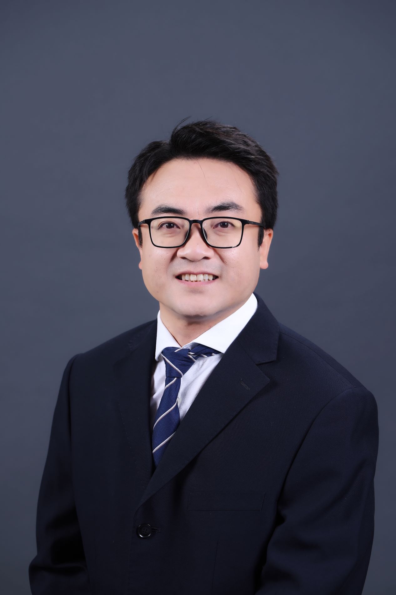 开云手机网页版登录入口创新论坛第一千九百零一讲：Deep learning method for very high dimensional parabolic PDEs and HJB equations 