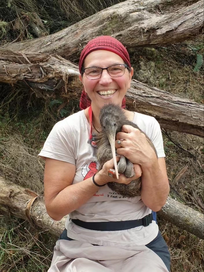 开云手机网页版登录入口创新论坛第一千五百七十八讲：The most un-bird bird in the world: Discovering North Island Brown Kiwi