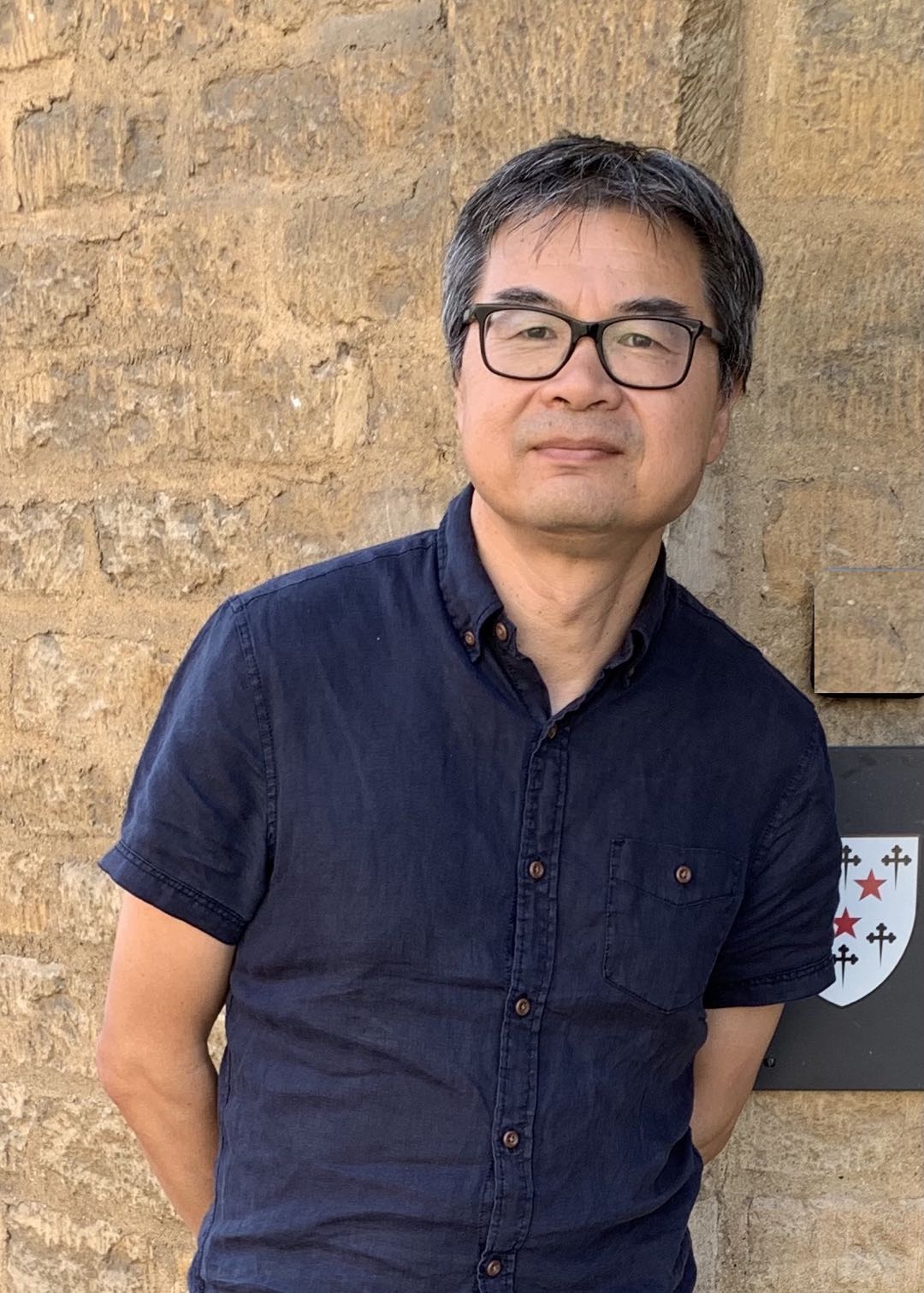 开云手机网页版登录入口创新论坛第一千三百二十三讲暨120周年校庆年系列活动：AI for Good：为心理健康和福祉应用寻找美丽和快乐的图像